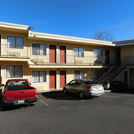 Piedmont Place Motel โอ๊กแลนด์ ภายนอก รูปภาพ