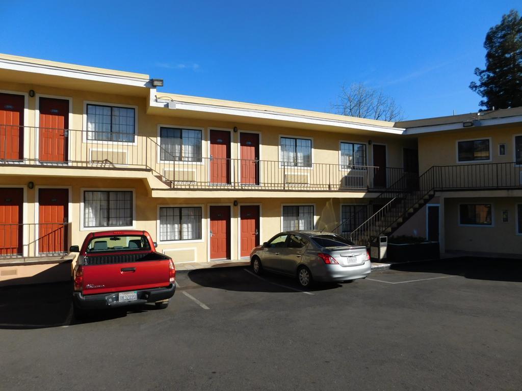 Piedmont Place Motel โอ๊กแลนด์ ภายนอก รูปภาพ
