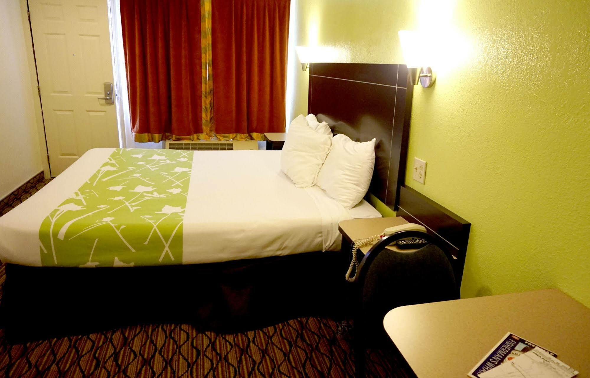 Piedmont Place Motel โอ๊กแลนด์ ภายนอก รูปภาพ